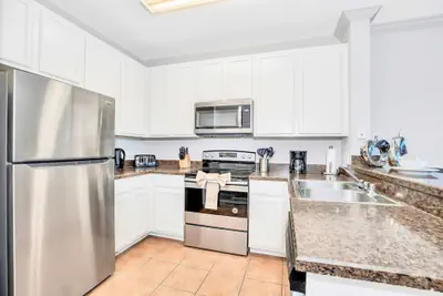 Photo 4 - Modern 3BR Resort Condo With Pool Near Disney