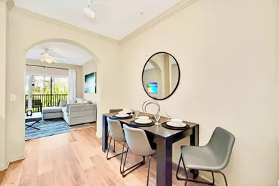 Photo 3 - Upstay 3BR Suite w Pool, Sauna & Gamesnear Disney