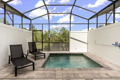 Photo 5 - Upstay Pristine 3BR Home With Private Pool & BBQ