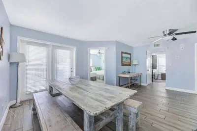 Photo 3 - Gulf Coast Beach Front Condo With Private Balcony