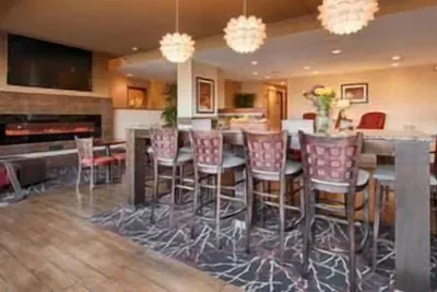 Photo 4 - Holiday Inn Express and Suites Greenwood Village DTC by IHG