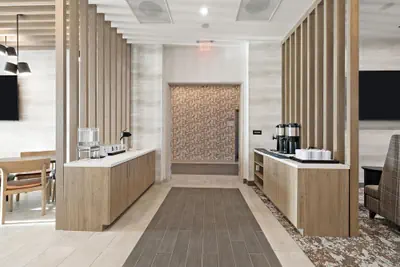 Photo 4 - Hampton Inn By Hilton Ontario Airport