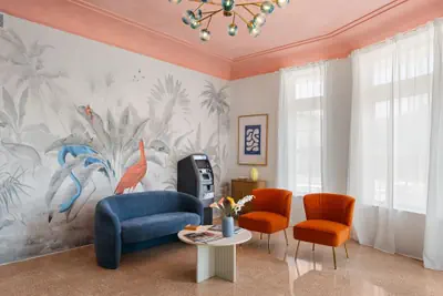 Photo 4 - Blue Flamingo Suites