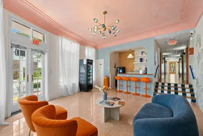 Photo 3 - Blue Flamingo Suites