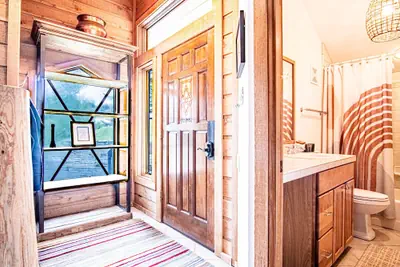 Photo 2 - Panoramic Views! Designer`s Condo on Golf Course W/resort Amenities