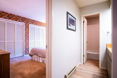 Photo 5 - Sawtooth Ski Condo - Hot Tub + Walk to Ski Slopes!