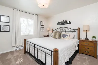 Photo 5 - 3BD Downtown Ketchum Condo - Near Town & Ski Lifts