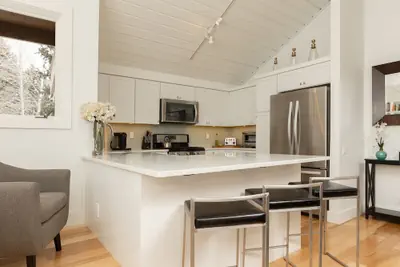 Photo 5 - Sunburst in Sun Valley! Modern Family Getaway in Elkhorn