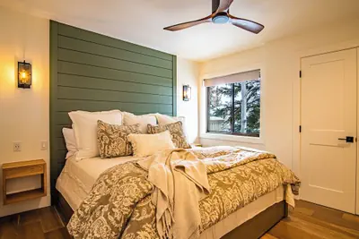 Photo 4 - Classy, Contemporary, Cozy, Sun Valley con With Community & Resort Amenities