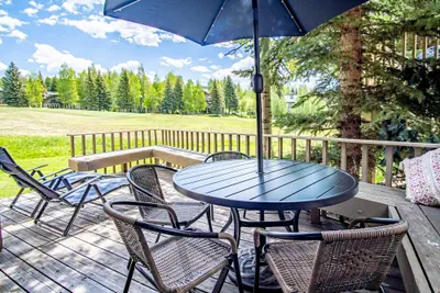 Photo 2 - Modern Golf View Condo + Resort Amenities