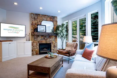 Photo 2 - Snow Star Serenade - Hot Tub + Gym + Walk to Downtown & ski Lifts!