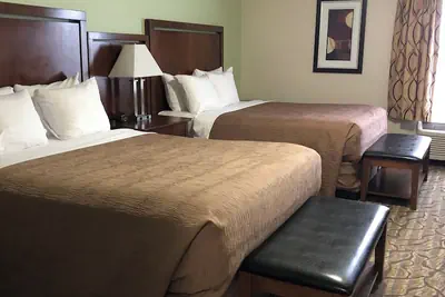 Photo 3 - Aviator Suites Hotel Juneau Airport