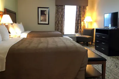 Photo 5 - Aviator Suites Hotel Juneau Airport