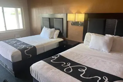 Photo 4 - Antler's Inn Motel