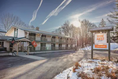 Photo 2 - Hideaway Inn Mt. Snow