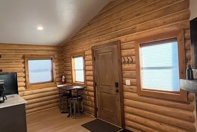 Photo 5 - The Willows Cabins