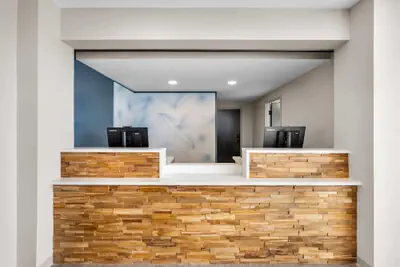 Photo 4 - Echo Suites Extended Stay By Wyndham Colorado Springs Airpt