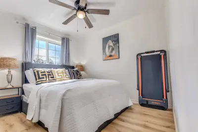 Photo 4 - The Homestead - Luxury-cozy 2BR Apartments Near SFA & Historic Downtown Nacogdoches