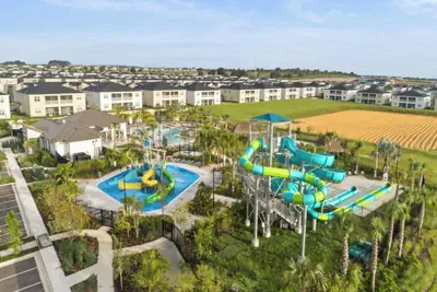 Photo 2 - Stylish 3BR Condo Championsgate w Water Park