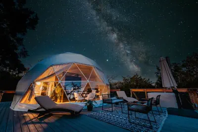 Photo 2 - Harmonia Dome with KingBed and HotTub