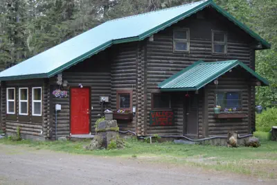 Photo 2 - Valdez Lodge