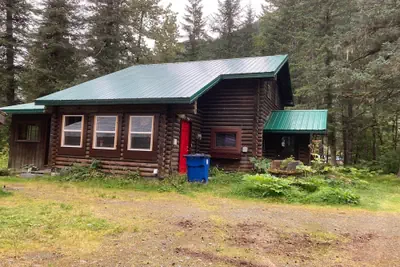 Photo 2 - Valdez Lodge