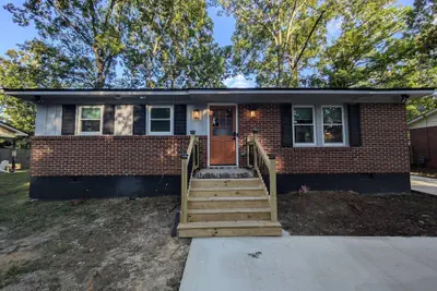 Photo 5 - A122 Malone Home