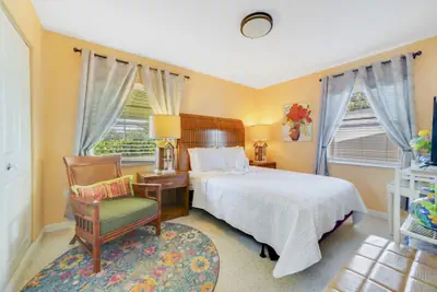 Photo 2 - Beach & Resort Access - Pets, Games & Fire Pit