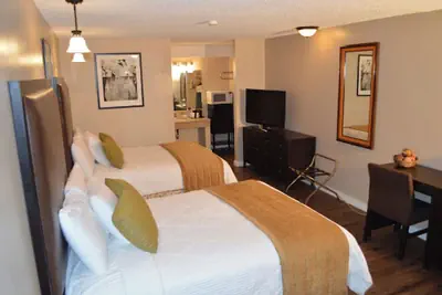 Photo 3 - Home Away Inn LLC Laramie