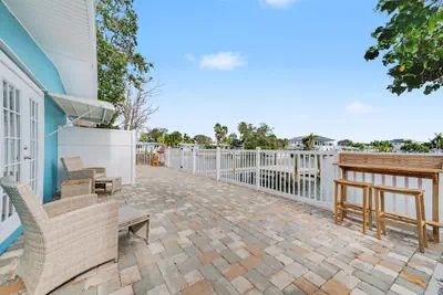 Photo 3 - Waterway Vista Suite Pet Friendly Boat Dock