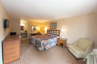 Photo 3 - Audubon Inn