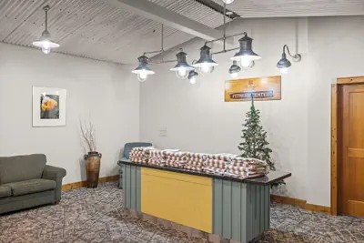 Photo 3 - Lodge at Mountaineer Square