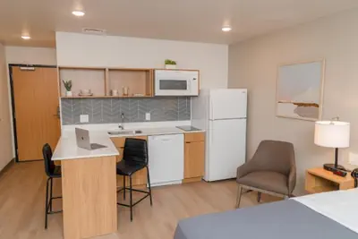 Photo 3 - LivAway Suites Austin San Marcos