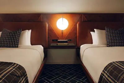 Photo 5 - Caravan Court Hotel