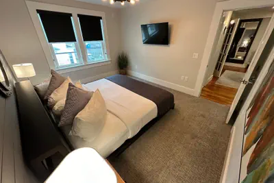 Photo 3 - Entire Modern 7 Unit 7 Bath Boutique Inn