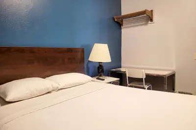 Photo 2 - AVAION HOTEL LAX-SoFi Stadium