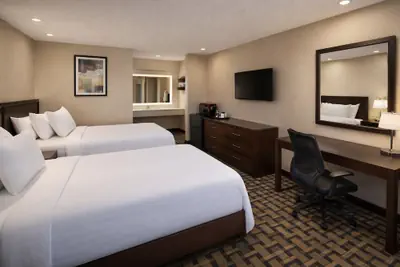 Photo 3 - Springplace Inn & Suites
