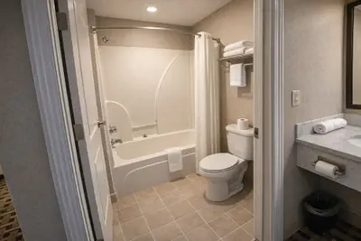 Photo 4 - Springplace Inn & Suites