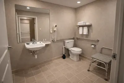 Photo 5 - Springplace Inn & Suites