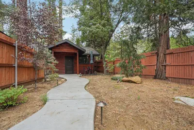 Photo 2 - Idyllwild Realty Vacations