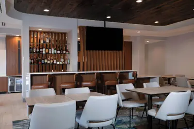 Photo 3 - Springhill Suites By Marriott Richmond Airport