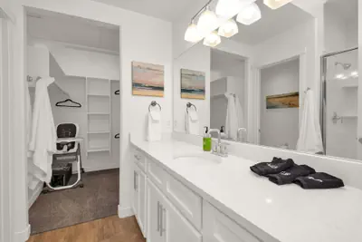 Photo 5 - Bear Lake Table Downtown Garden City Townhome