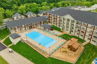 Photo 2 - Roark Creek Resort
