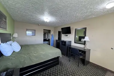 Photo 4 - Deerfield inn & Suits