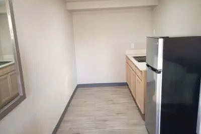 Photo 4 - Economy Suites Fort Smith