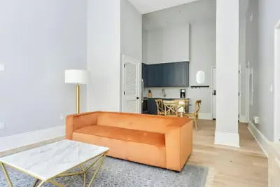 Photo 4 - Sleeps 16 4 Units, Steps to the French Quarter The Harlequin by Avantstay
