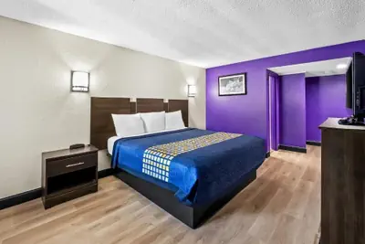 Photo 4 - Red Carpet Inn and Suites