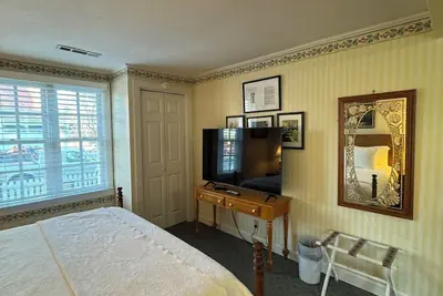 Photo 5 - Cottage Nine in Jacksonville