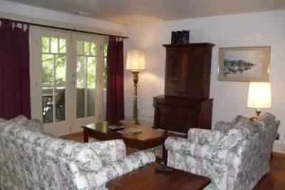 Photo 4 - Ida s Cottage in Jacksonville