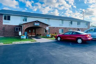 Photo 5 - Villa Inn Motel